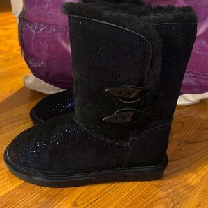 Excellent condition bearpaw Diva Suede fur boots sz 7